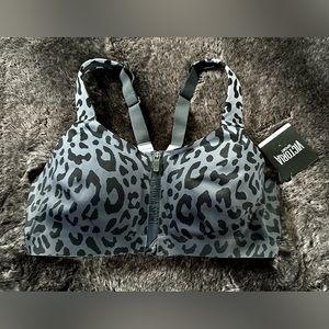 ⚡️NWT Victoria’s Secret Incredible Knockout Ultra Max Zip Front Sports Bra
